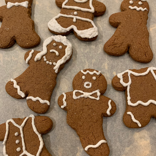 Gingerbread Cookies